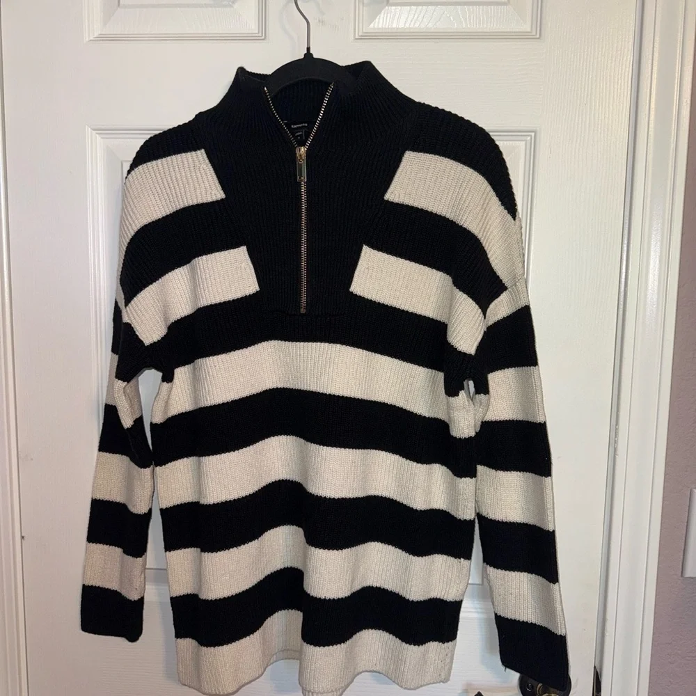 Express Black and Cream Knit Sweater - Picture 1 of 4